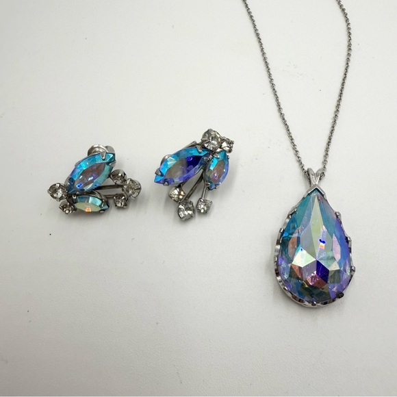 Vintage Aurora Borealis AB Austrian Crystal Dangle Bridal Earring Necklace Sets - Picture 4 of 9